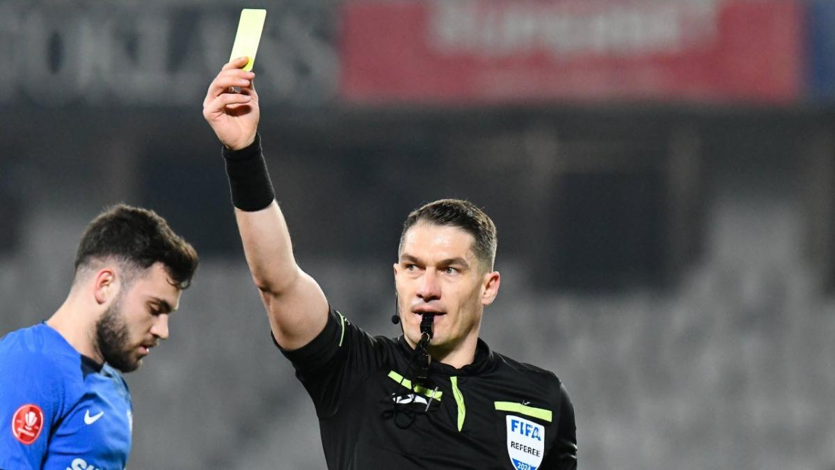 Referee Istvan Kovacs has a strong cards record